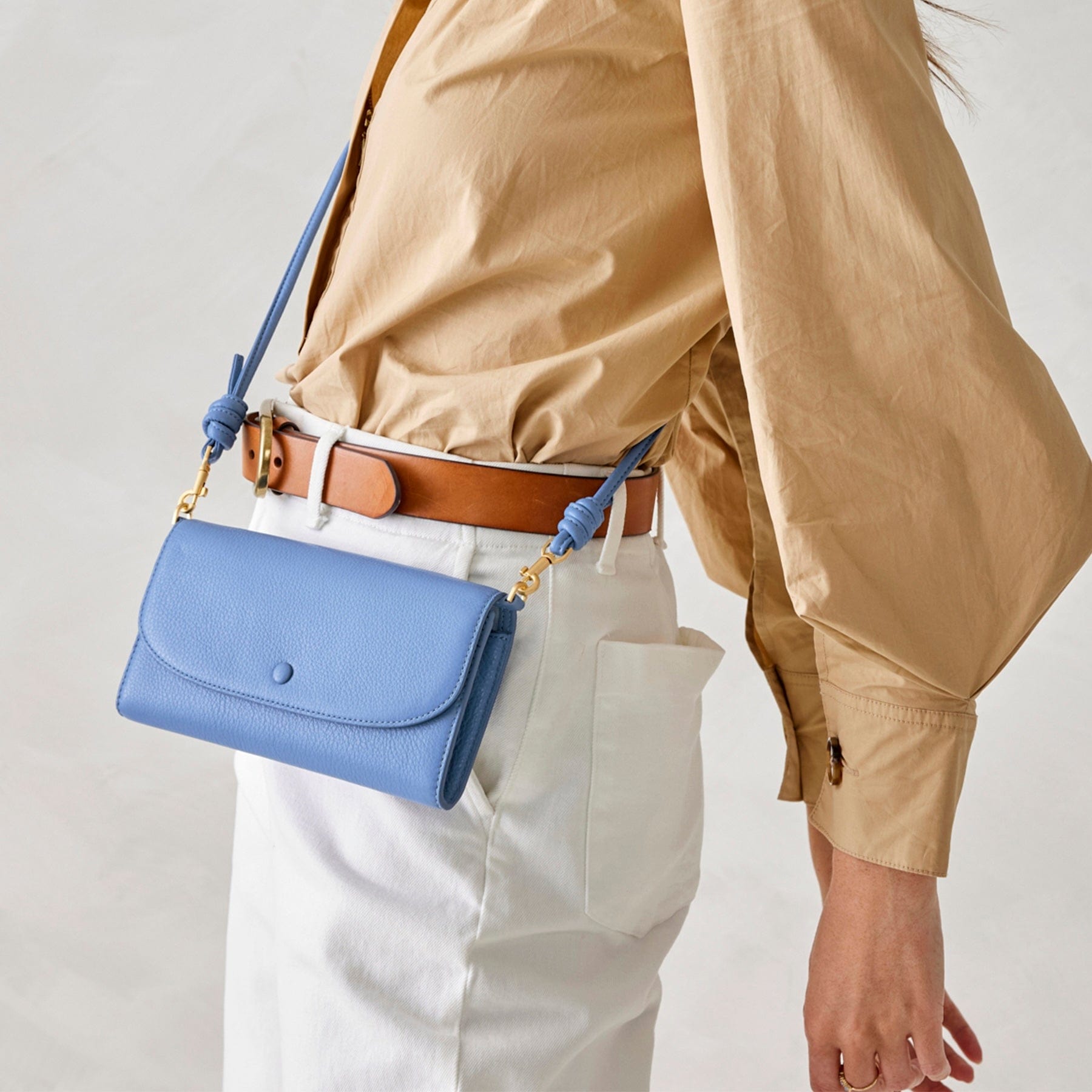 Wildwood Wallet Crossbody - Image 2