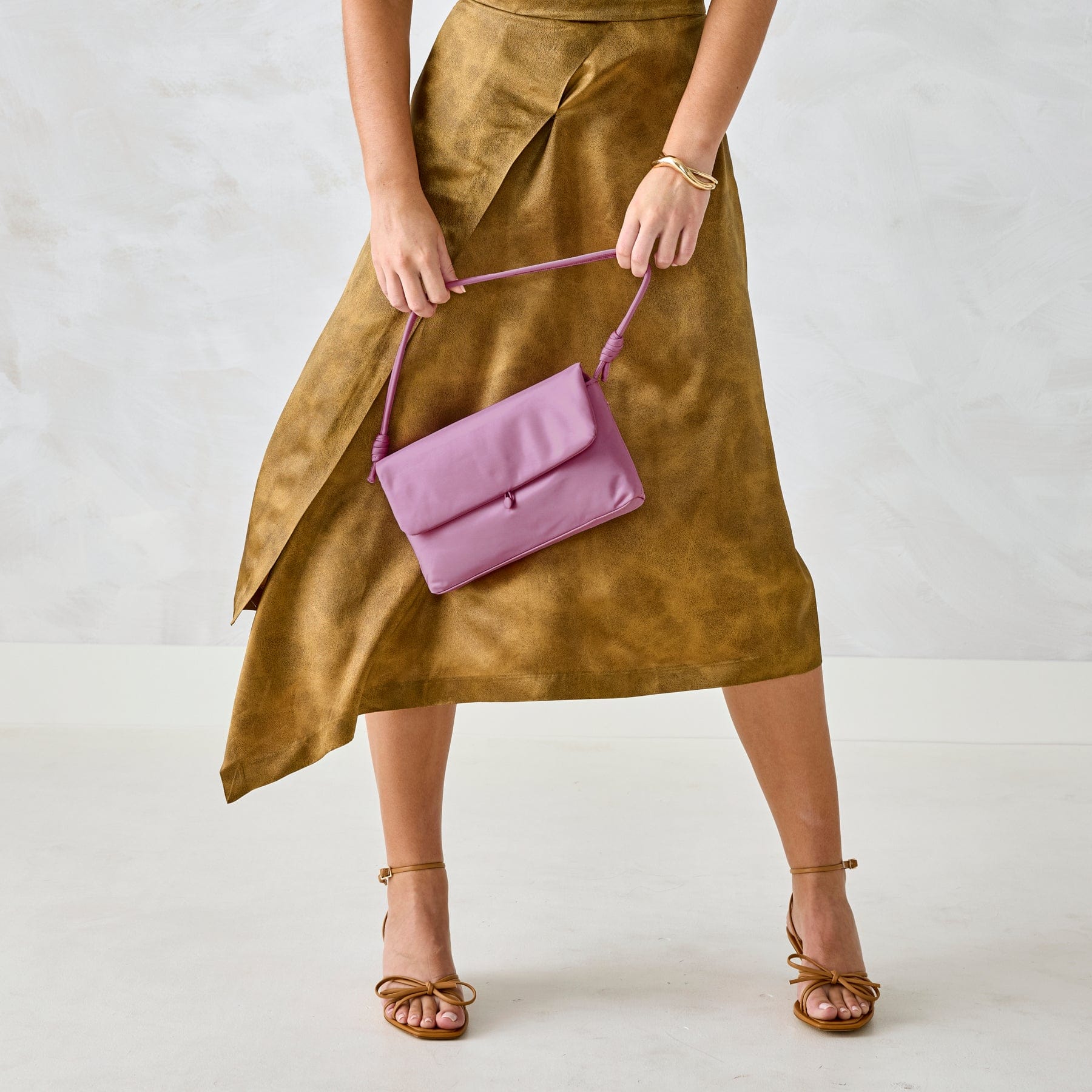 Andover Shoulder Bag - Image 2