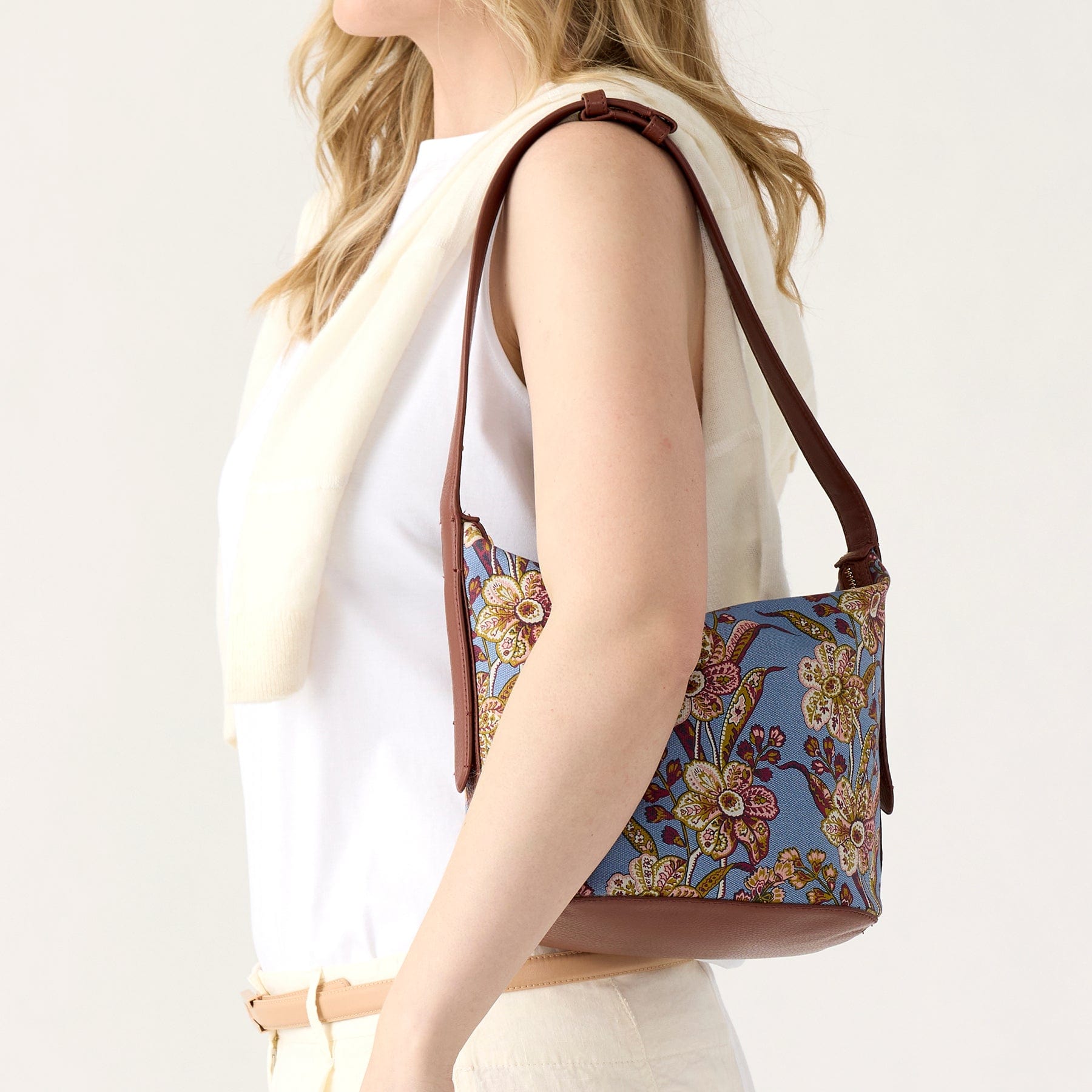 Astoria Shoulder Bag - Image 2