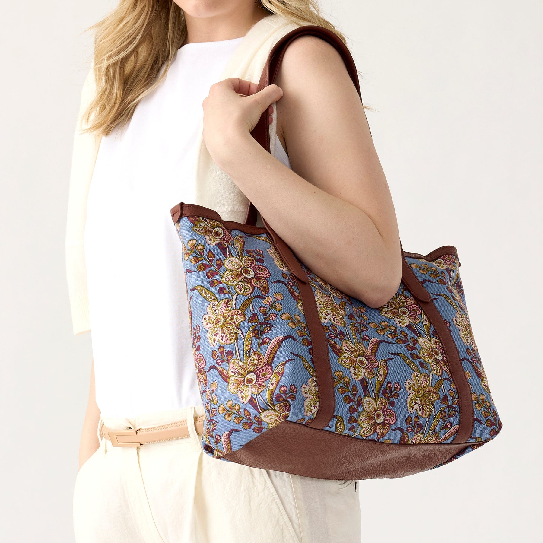Hathaway Tote Bag - Image 2