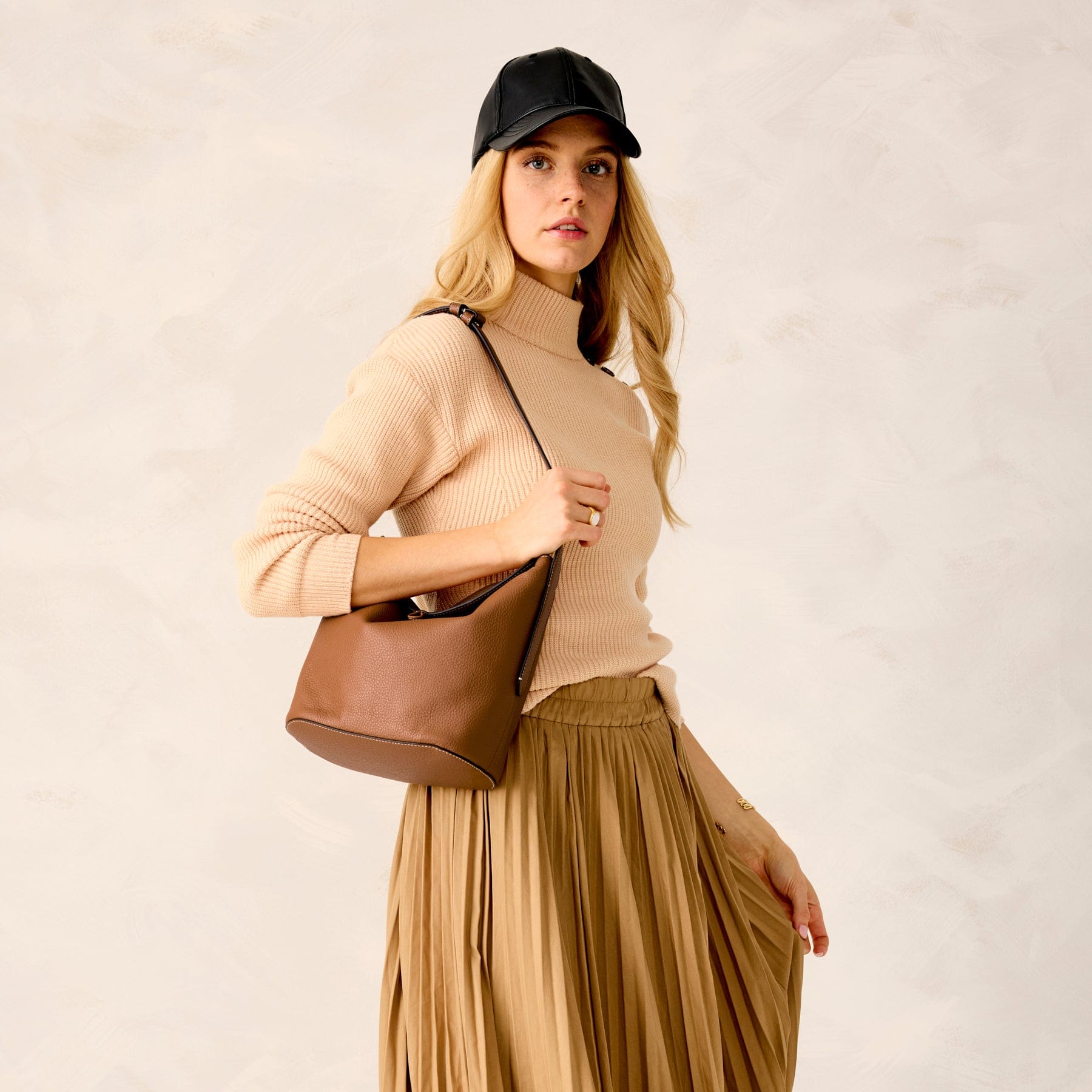Astoria Shoulder Bag - Image 2