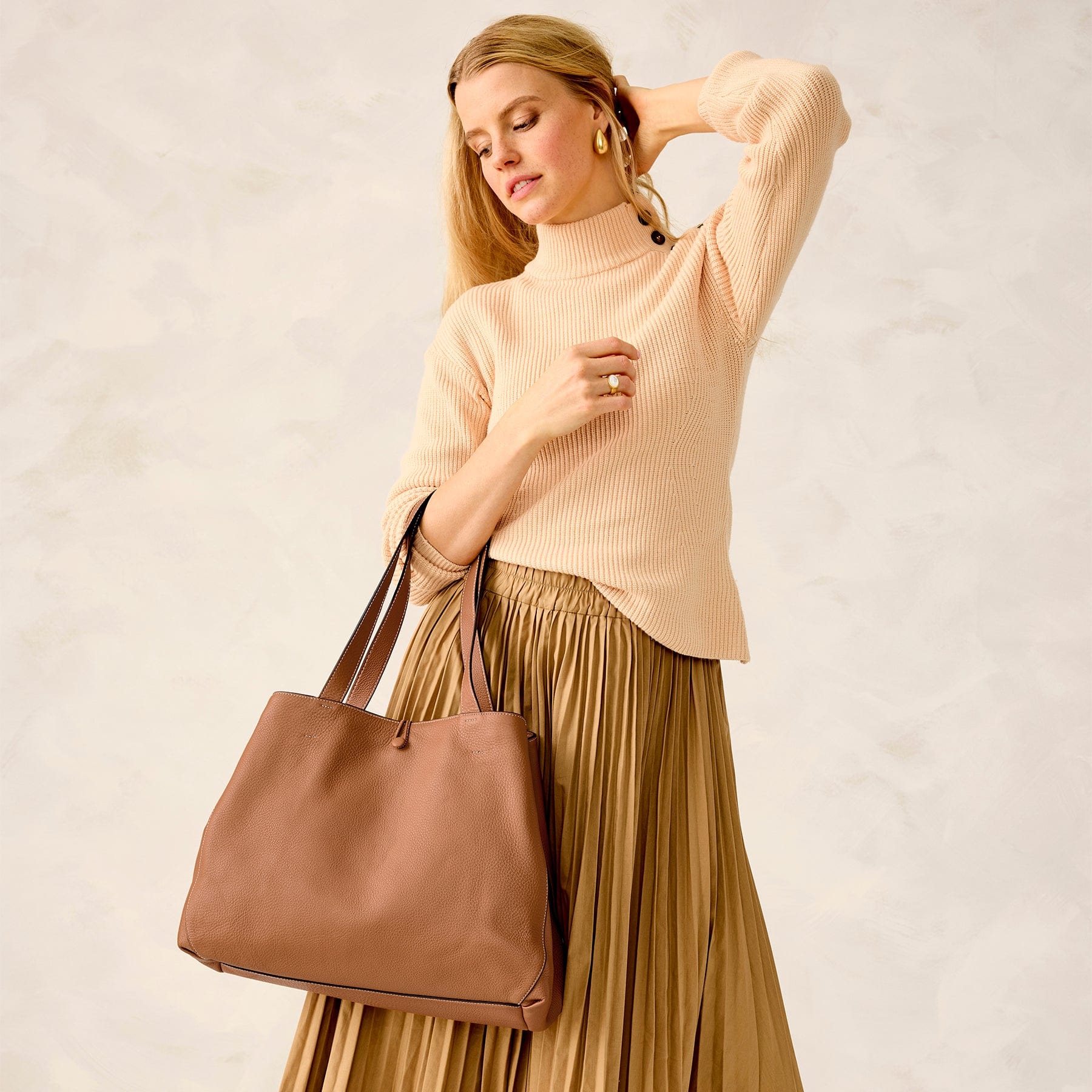 Hathaway Tote Bag - Image 3