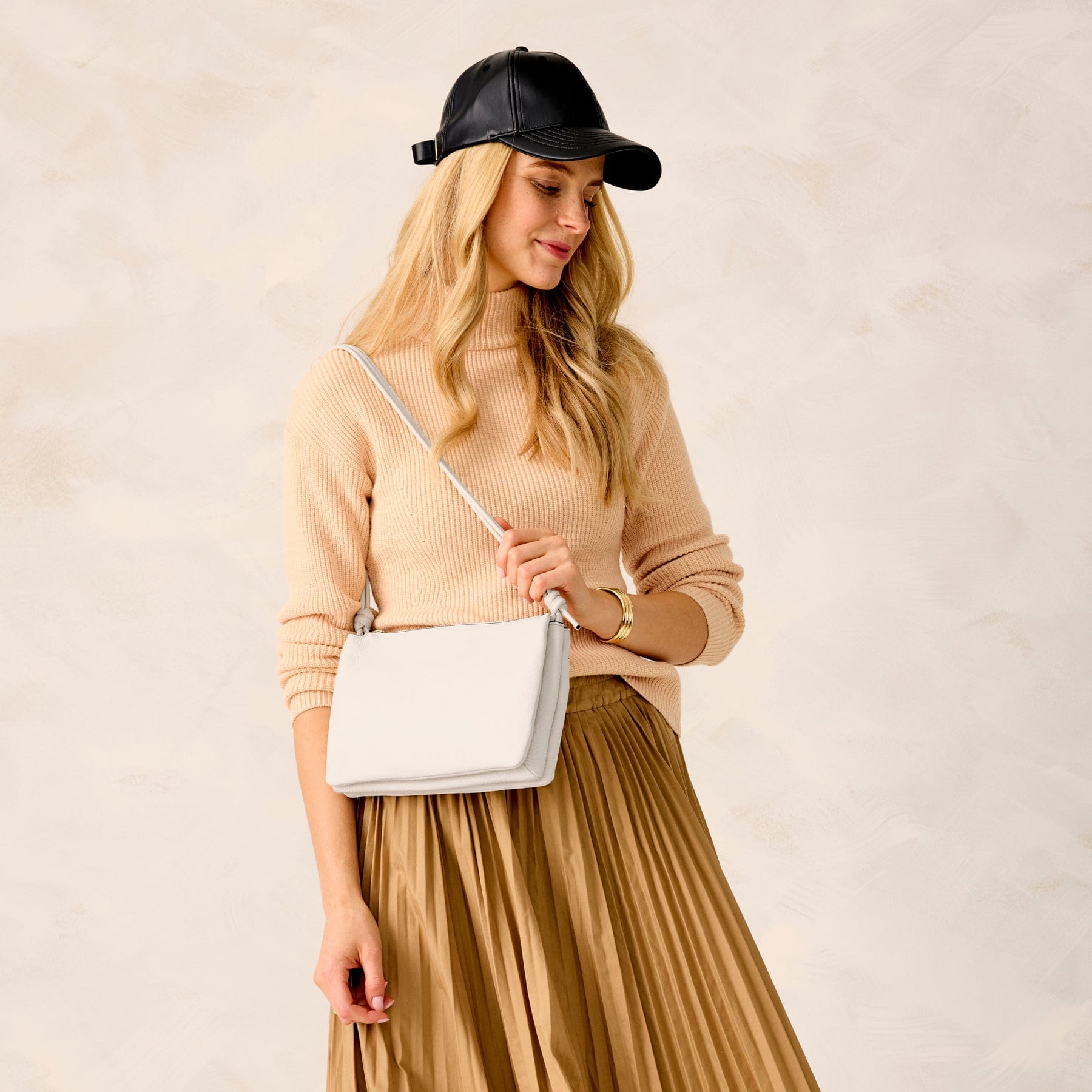 Foxbury Crossbody - Image 3