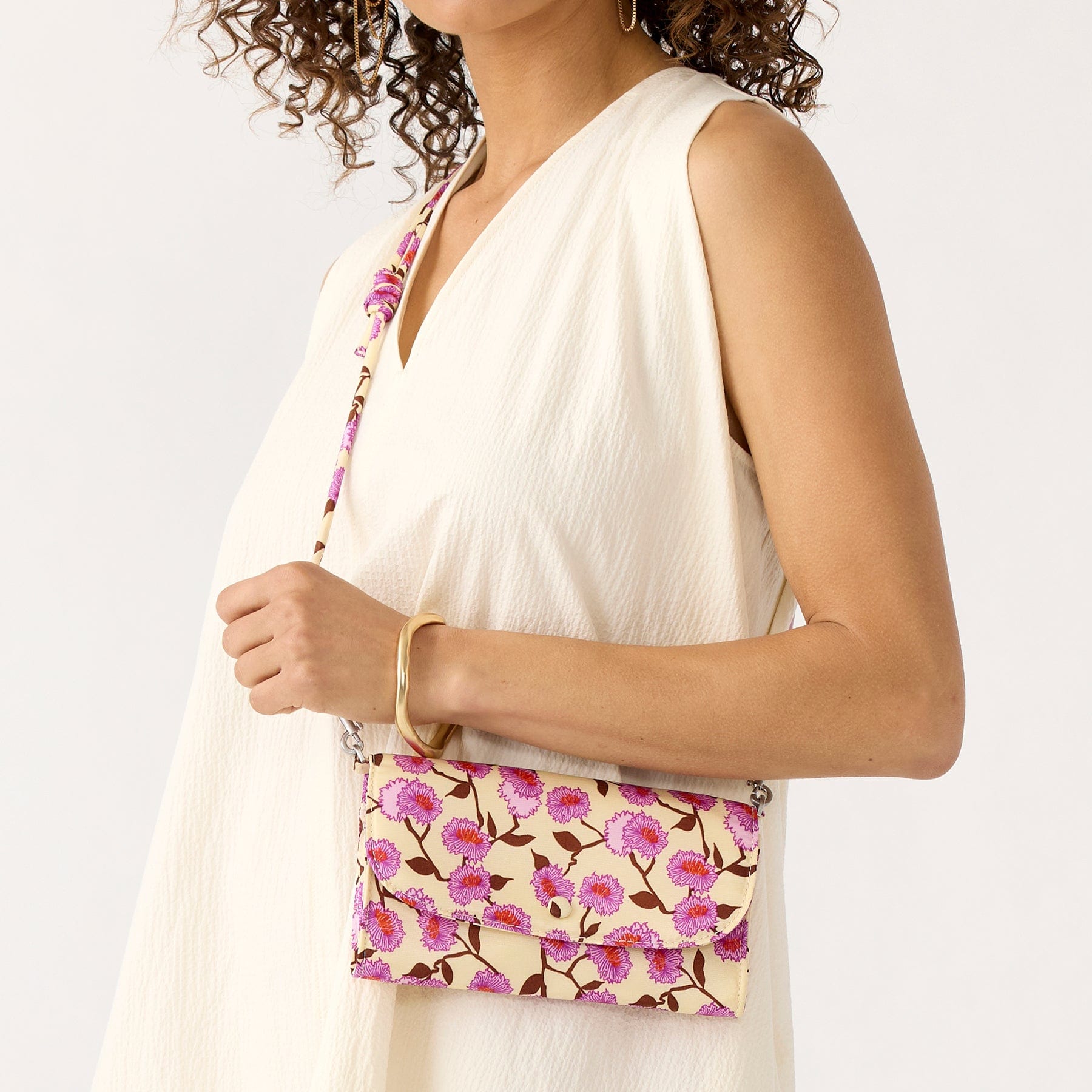 Wildwood Wallet Crossbody - Image 2