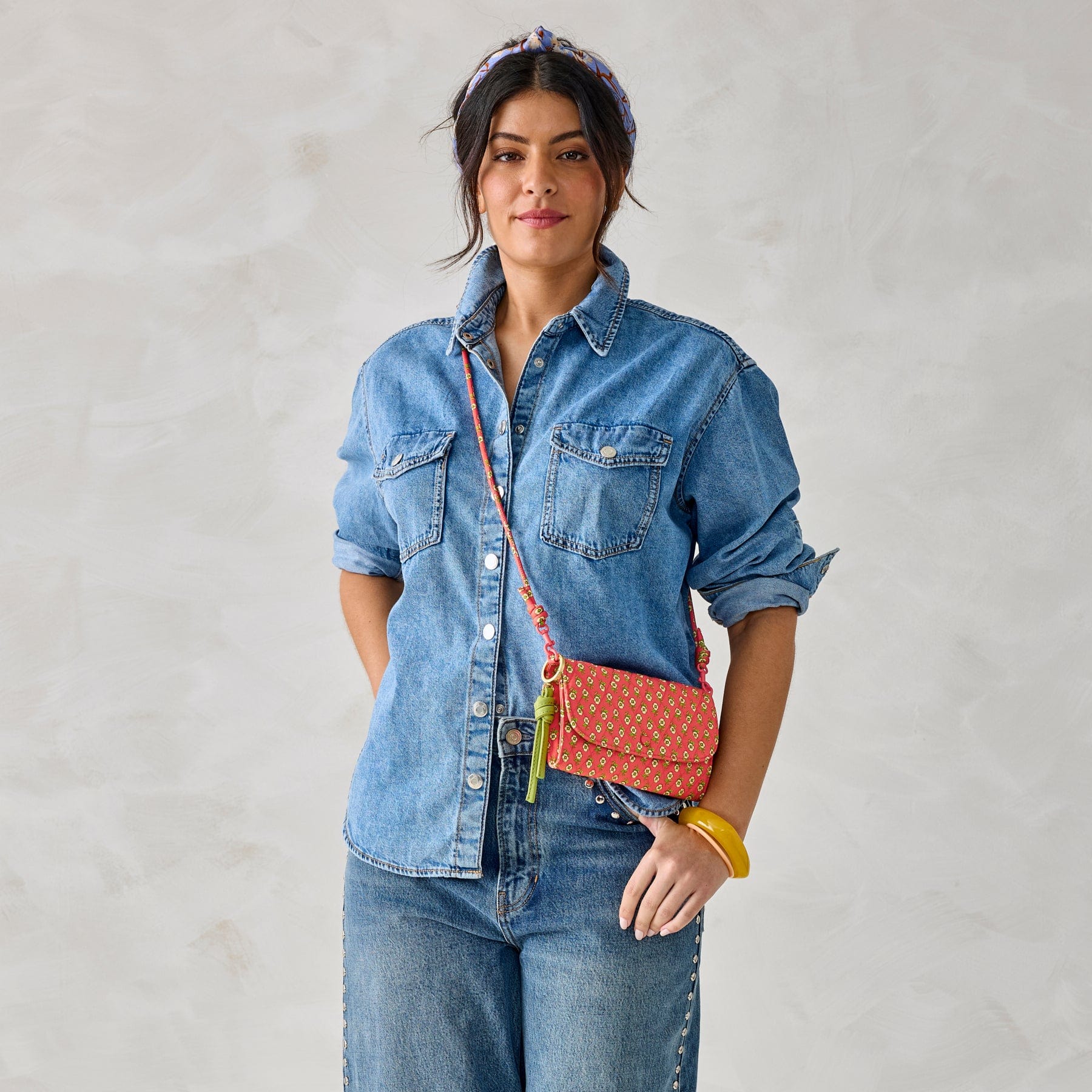 Wildwood Wallet Crossbody - Image 3